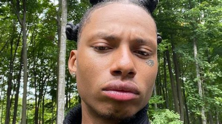 20YearOld Ottawa Rapper Night Lovell Returns with “RIP Trust” Complex