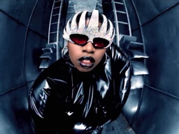34 Rap Facts That Will Make You Feel Old 90s hip hop fashion, Early