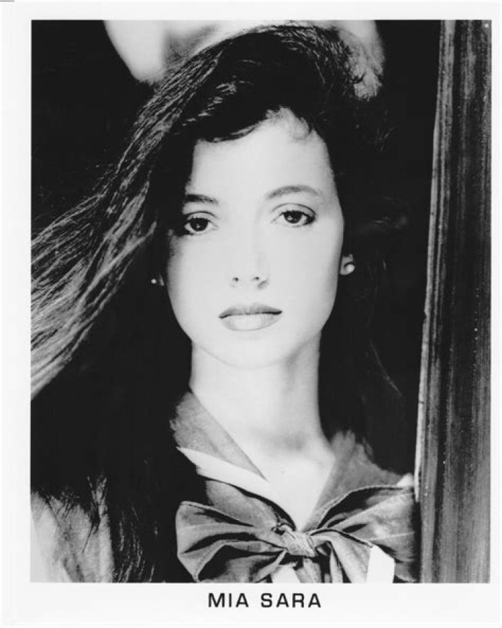 38 best Mia Sara images on Pinterest Mia sara, Cinema and Ferris bueller