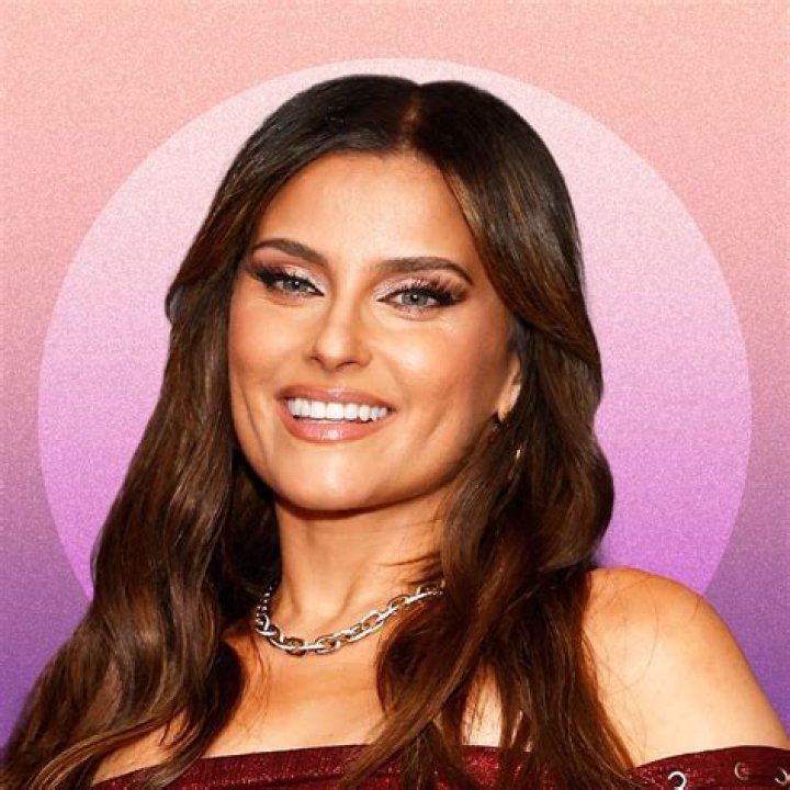 39 best Nelly Furtado images on Pinterest Nelly furtado, Singers and