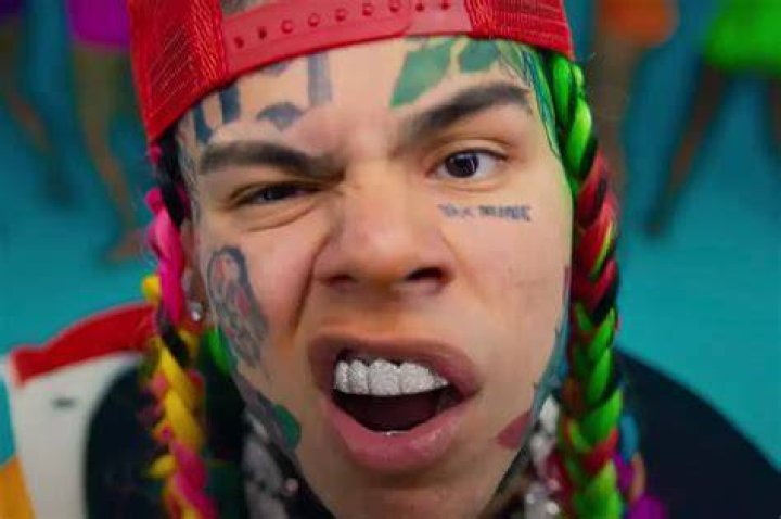 6ix9ine Releases SpanishLanguage 'Yaya' Song and Music Video Billboard