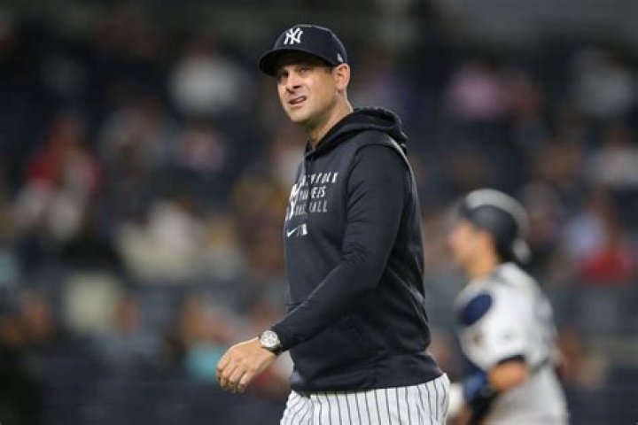 Aaron Boone returning as Yankees manager on new deal