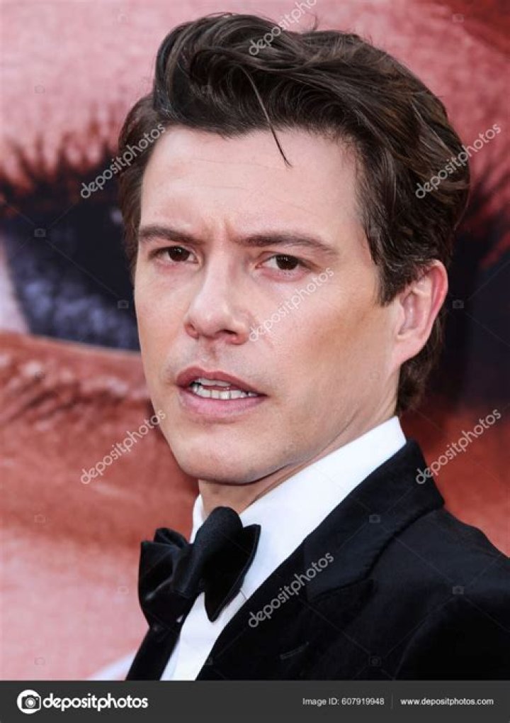 Actors Xavier Samuel, left, and Emily Browning arrive for the world