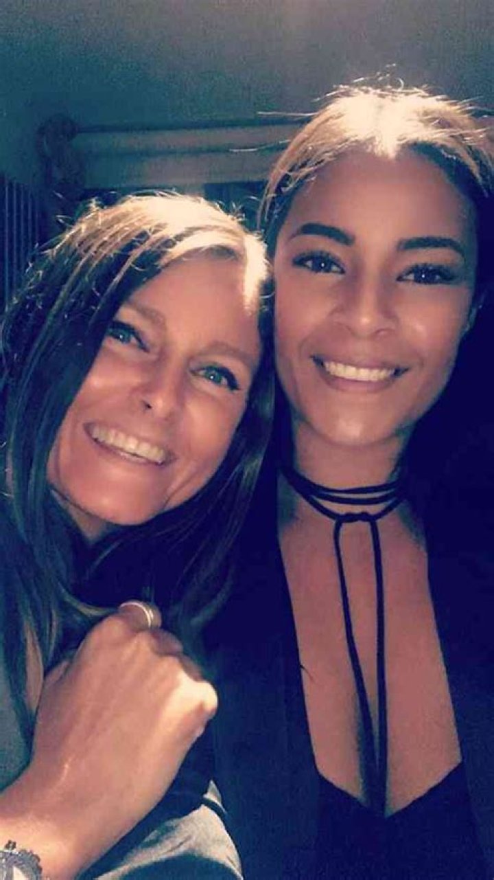 Ahney Her Age, Net Worth, Height, Affair, Career, and More