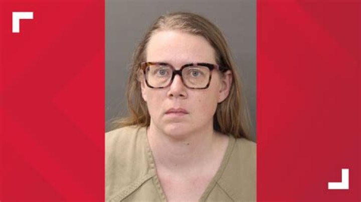 Al Pacino’s 21yearold Daughter Arrested On Drunken Driving Charge At