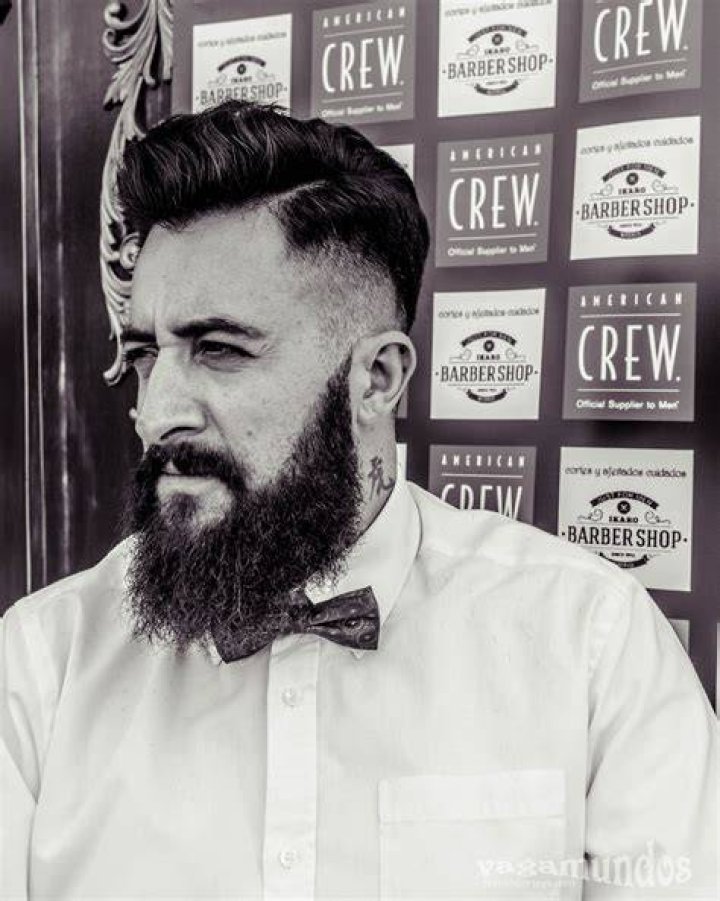 Alberto, the crazy barber Fernando Ortega Vagamundos Creative