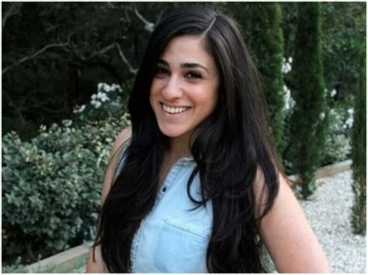 Alene Tchekmedyian Bio, Age, Height, Boyfriend, Net Worth