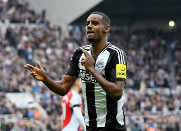 Alexander Isak Are Newcastle paying too much for striker? BBC Sport