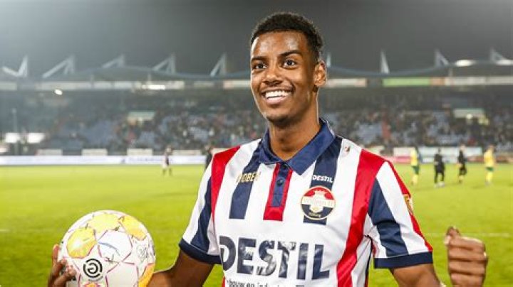 Alexander Isak Set To Lead The Swedish Attacking Charge At Euro 2020
