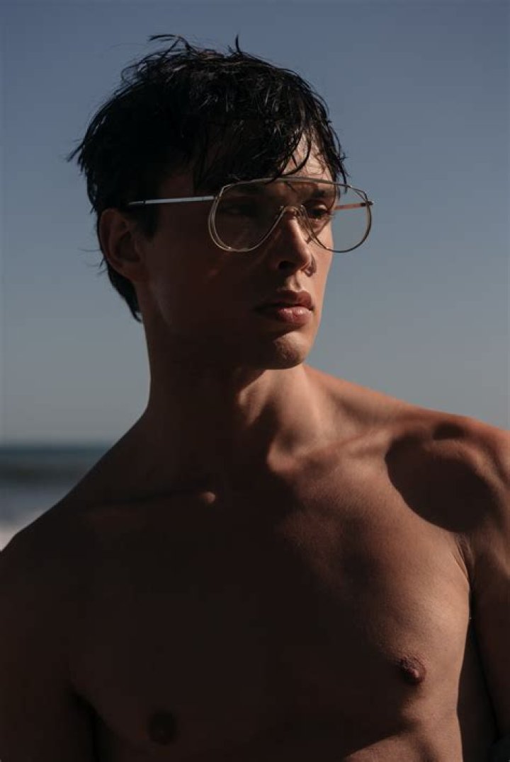 All eyes on Jared Scott KALTBLUT Magazine