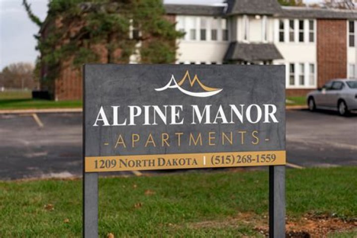 Alpine Manor Apartments Apartments Ames, IA