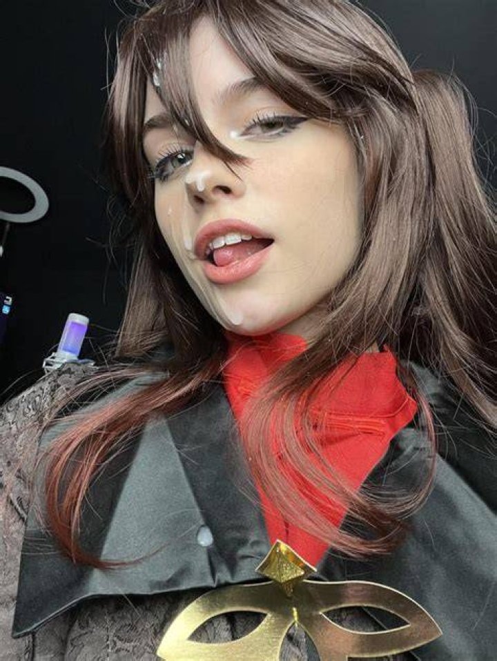 Alt girl taking big loads r/FacialFun