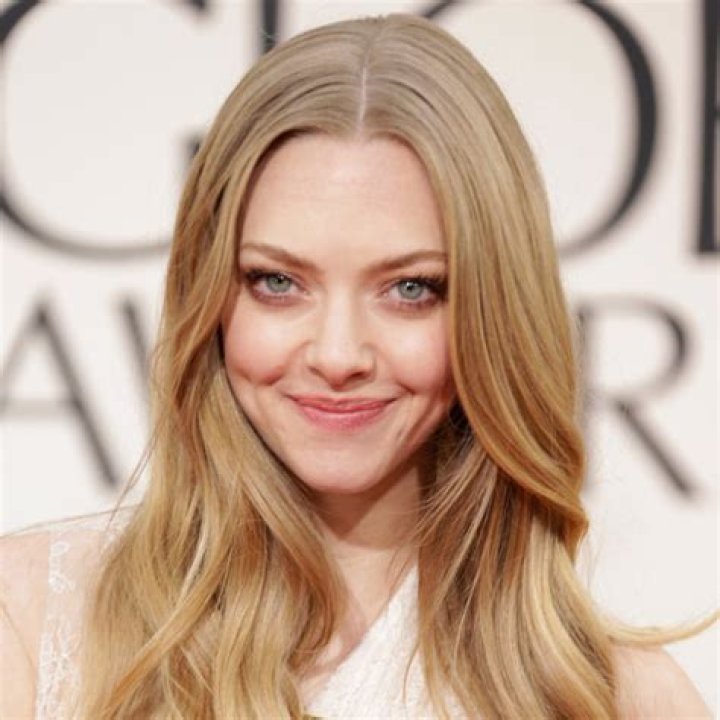 Amanda Seyfried Height Weight Body Measurements & Bio Celebrity Stats