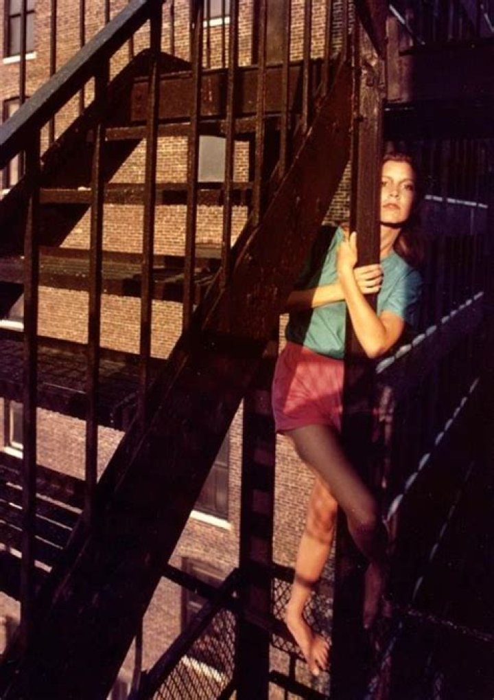 Amazing Photographs of Carrie Fisher on a Fire Escape in New York City