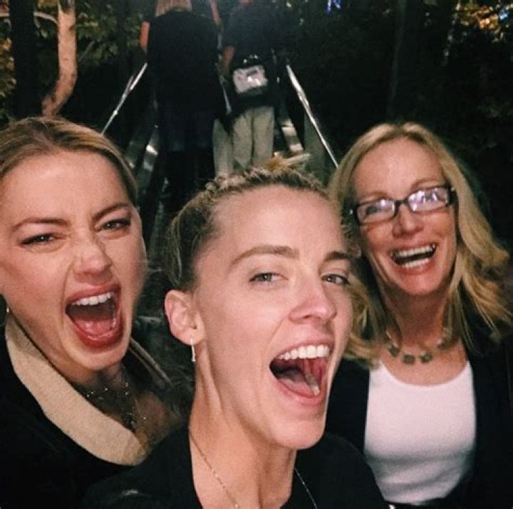 Amber Heard pays emotional tribute to her beloved mom Paige after her