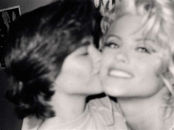 Anna Nicole Smith’s Relationship History Who Did She Date?
