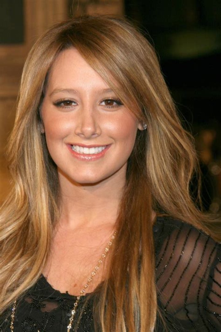 Ashley Tisdale Net Worth, Bio, Height, Family, Age, Weight, Wiki 2023