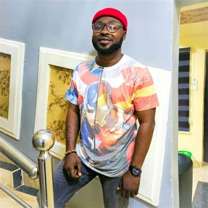 Azeez Ijaduade Biography Profile, Age, Wife, Movies Net Worth