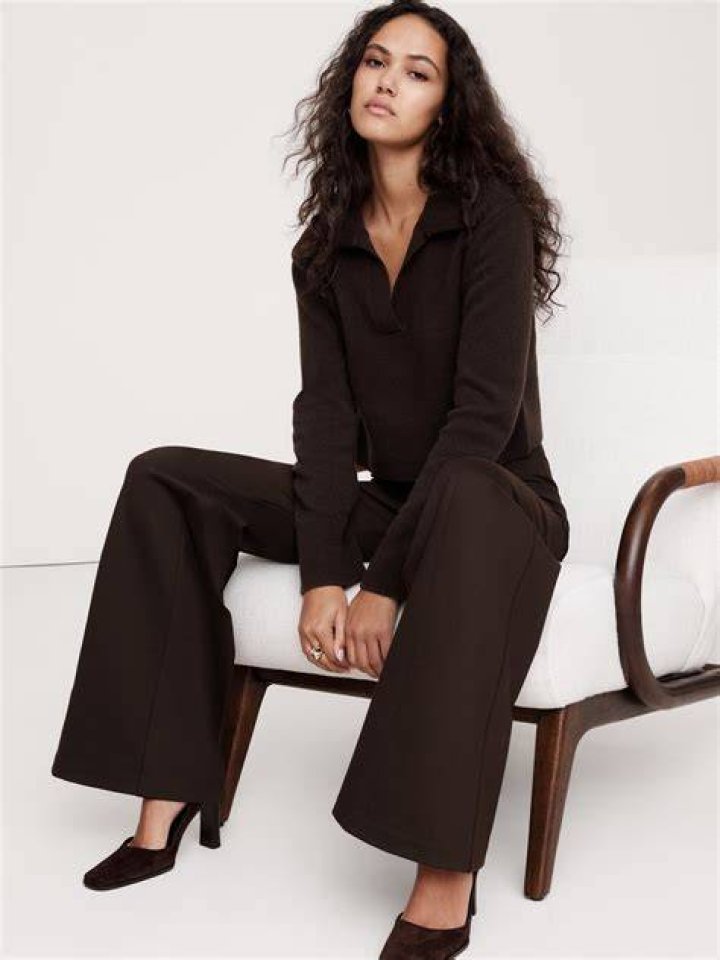 Banana Republic Wide Leg Jumpsuits Unveiled For "ya22"
