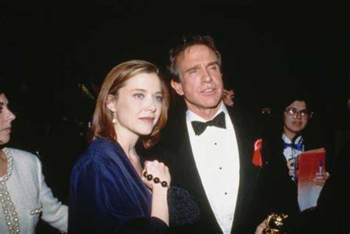 Bening Opens Up About Meeting Warren Beatty for the First Time