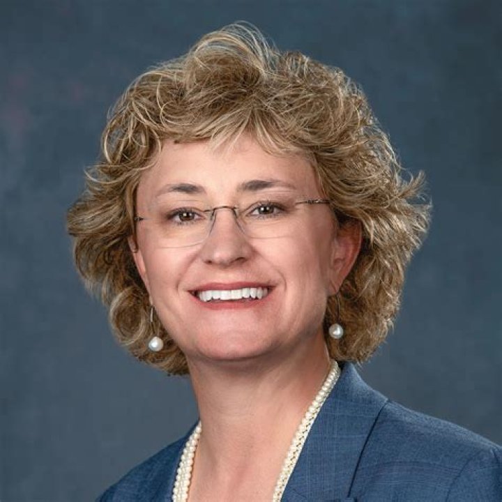 Bess Adams Mobile AL died in tragic car accident on December 13 at age 21