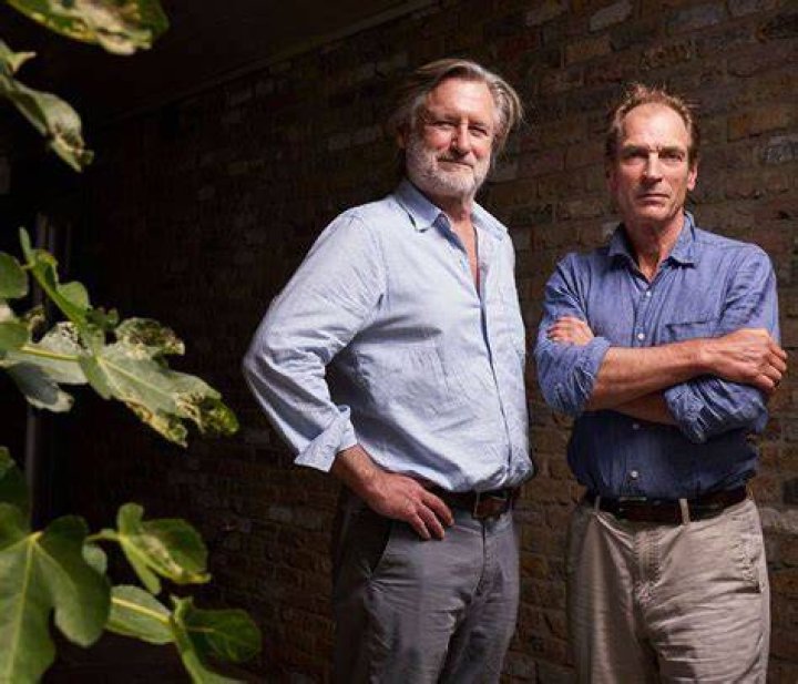 Bill Pullman on the Secret to His Healthy Marriage