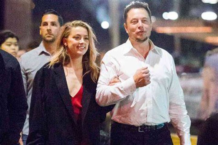 Billionaire, Elon Musk And Girlfriend Grimes Their First Child
