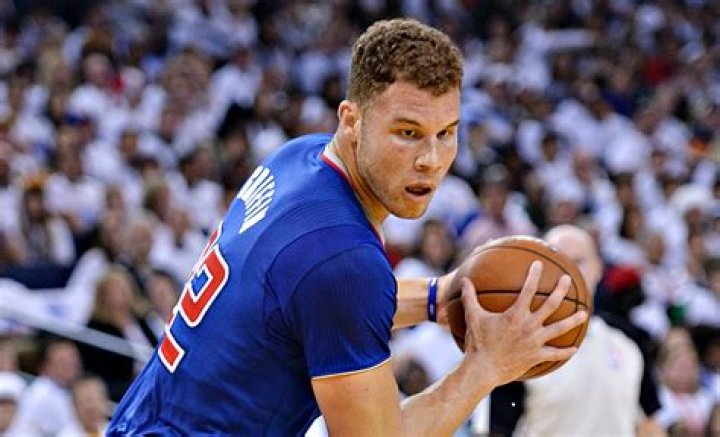 Blake Griffin Biography, Age, Parents, Girlfriend, Son, Brother