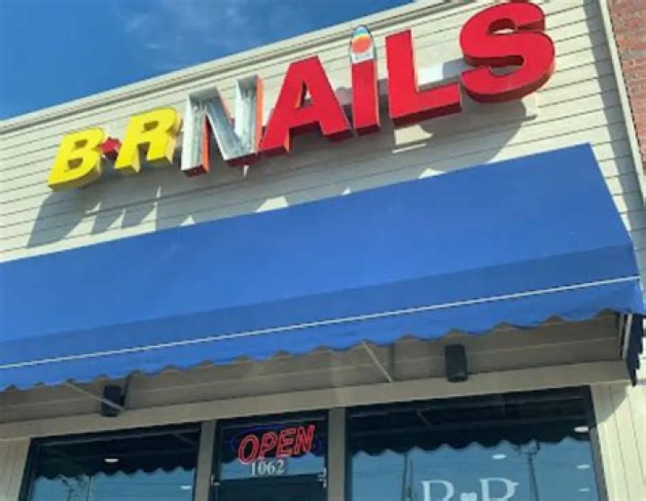 Br Nails 22 Photos & 45 Reviews Nail Salons 1062 Broad Ripple Ave