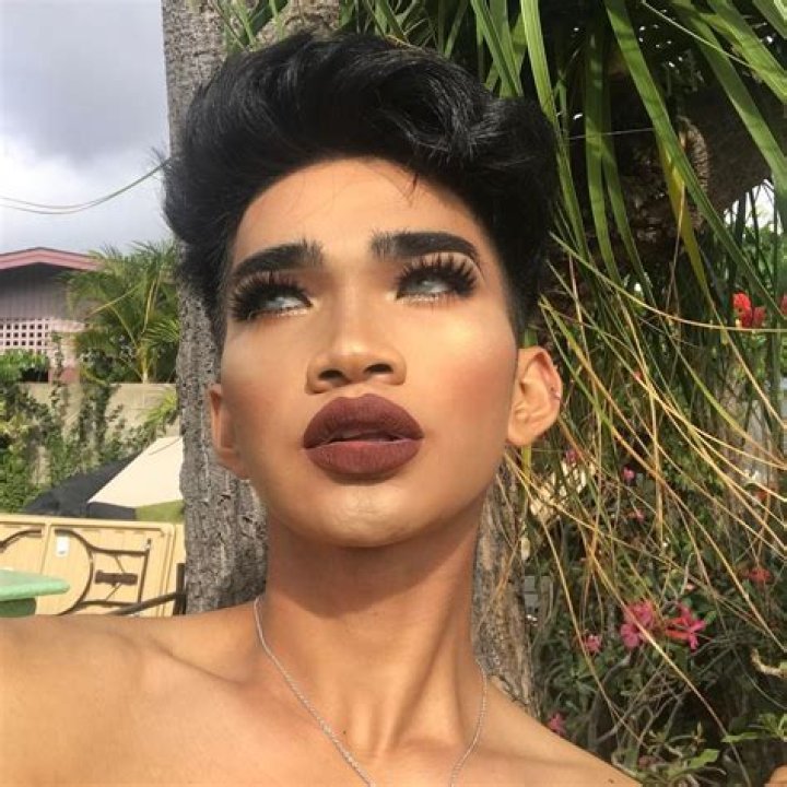 BretmanRock Makeup Page en Instagram your ideal lip shape 👄