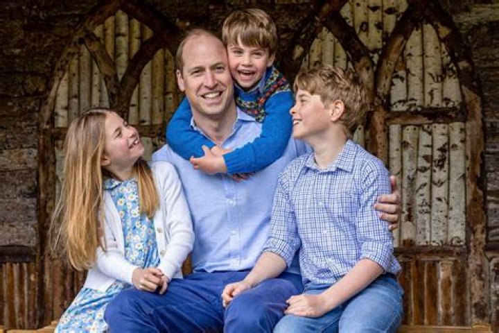 Brian with his children Queen band, Queen love, Save the queen