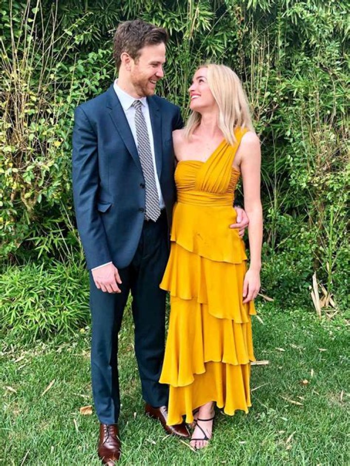 Brianne Howey Family Husband, Kids, Siblings, Parents BHW