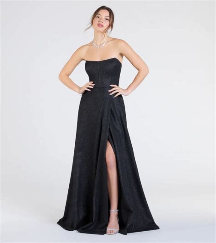 Brianne Howey Strapless dress formal, Celebrity updates, Fashion