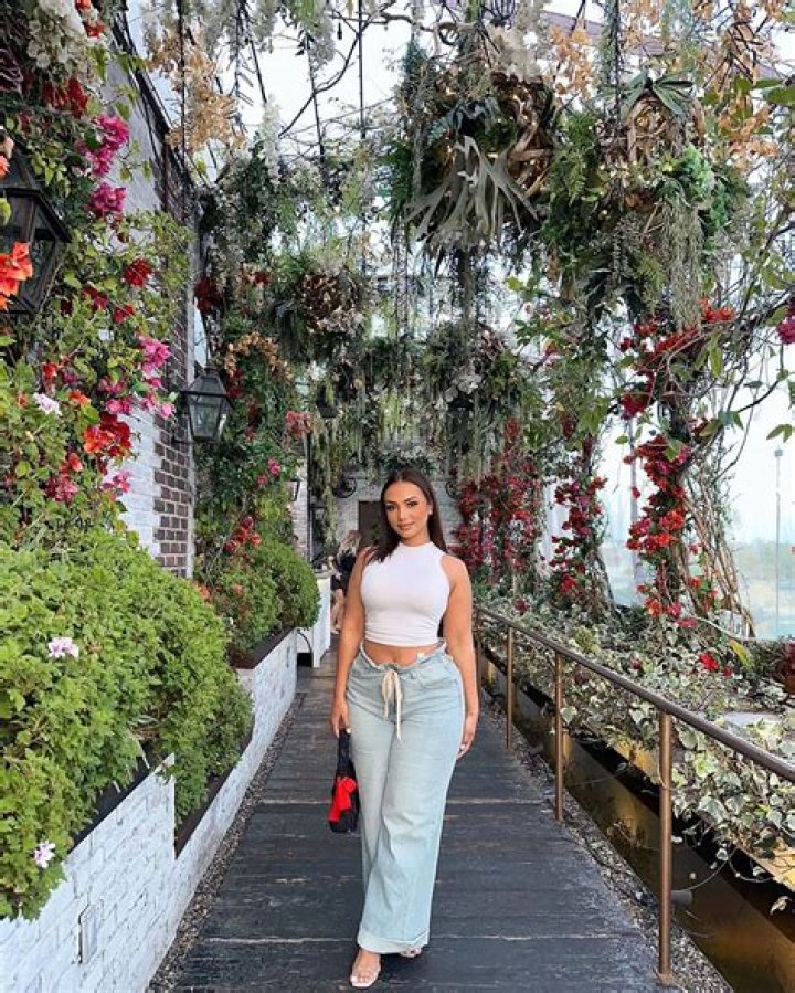 Camila Bernal Bio, Age, Height, Wiki Models Biography