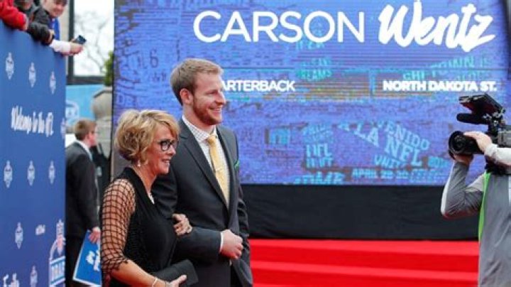Cathy Domres Biography (Carson Wentz's mom), age, height, husband