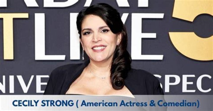 Cecily Strong Age ، صافي الثروة ، الارتفاع ، حامل ، صديقها ، أفلام