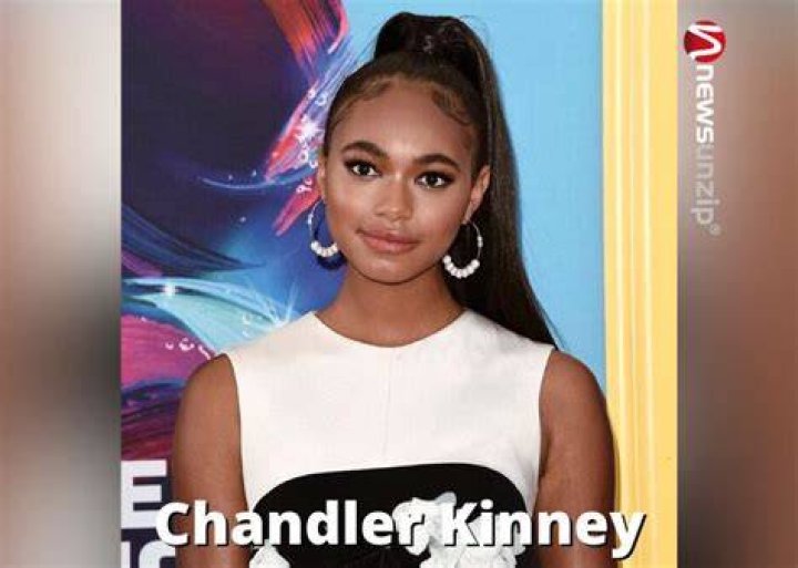Chandler Kinney Wiki Biography Age Boyfriend Parents Height Images