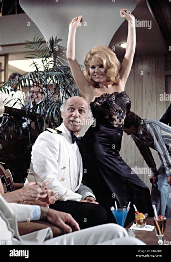 charo. Johnny carson, burns, Gavin macleod