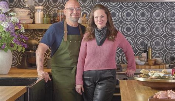 Chef Michael Symon’s Wife Liz Shanahan, Children, and Grand Daughter