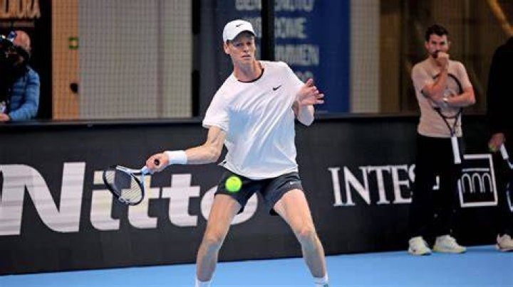 Chi &egrave; Jannik Sinner, il tennista italiano dei record biografia e vita