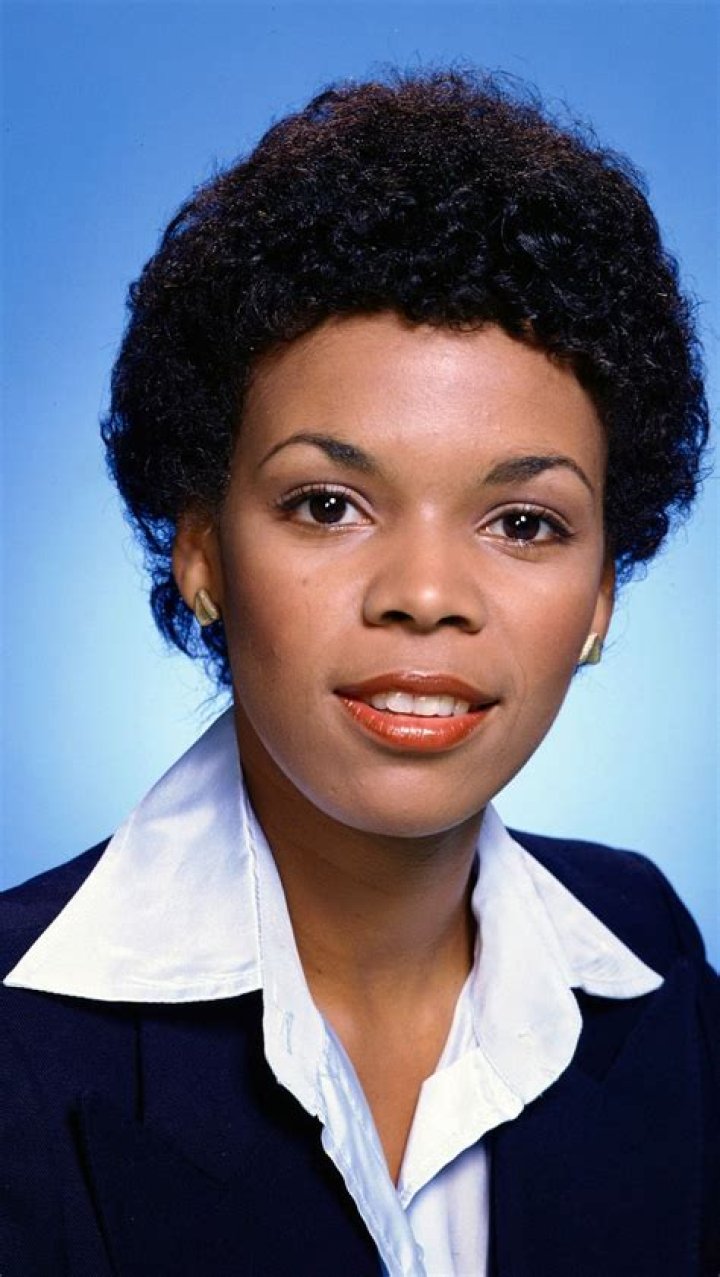 Chip Fields (American Singer) Bio with [ Photos Videos ]
