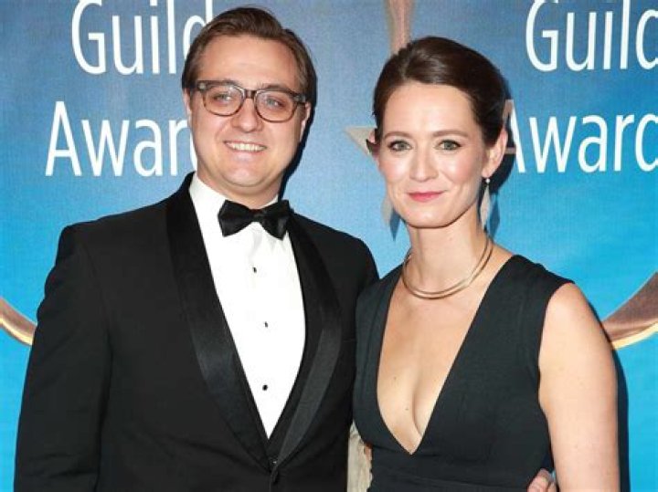 Chris Hayes 2022 Wife, net worth, tattoos, smoking & body facts Taddlr