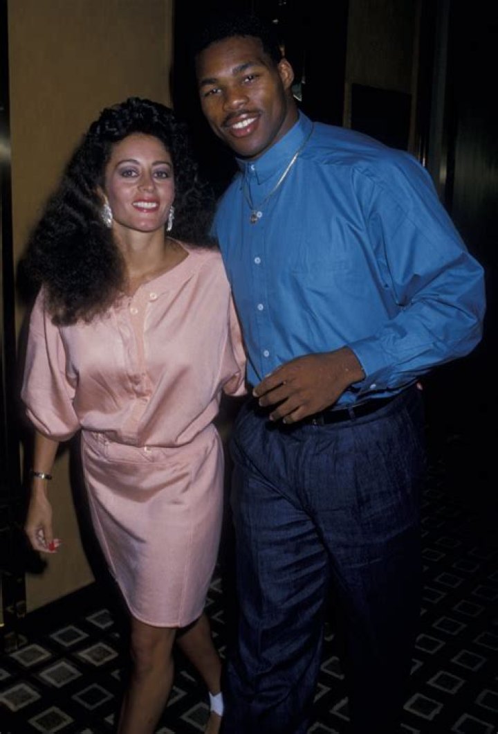 Cindy DeAngelis Grossman's biography who is Herschel Walker’s wife