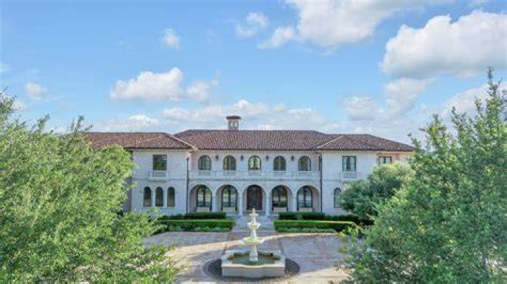 Classic & Timeless Tea House in Carrollton Rent this location on Giggster