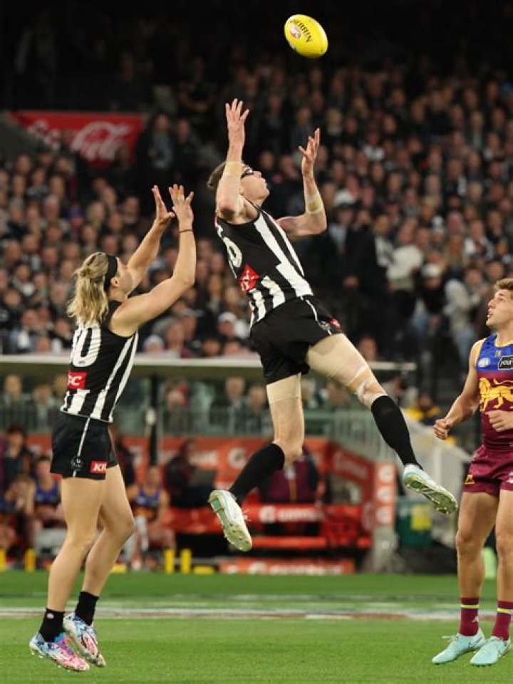 Collingwood&rsquo;s Mason Cox splits with girlfriend, appears live on ESPN in