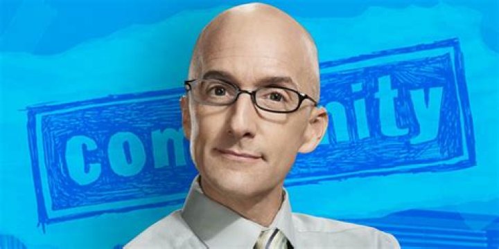 Community&rsquo;s Jim Rash on Dean&rsquo;s Sexuality Vulture
