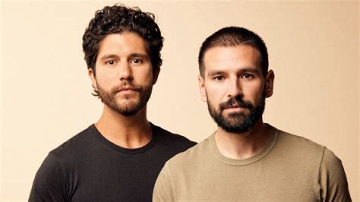 Dan + Shay's Shay Mooney Reveals the Secret to His Weight Loss