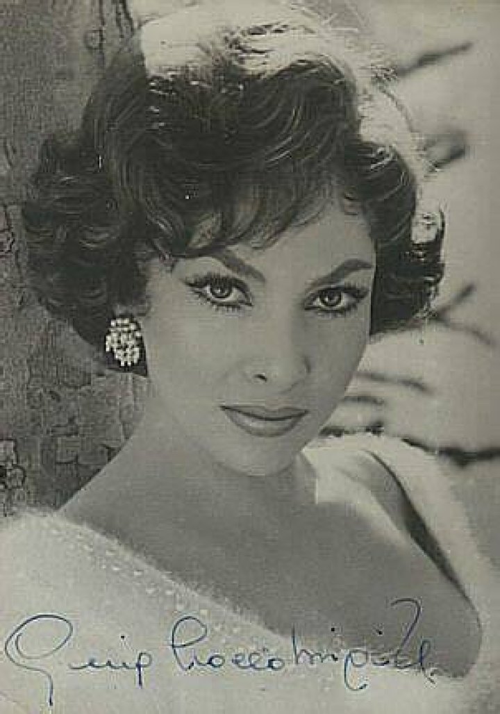 Dazzling Divas Gina Lollobrigida