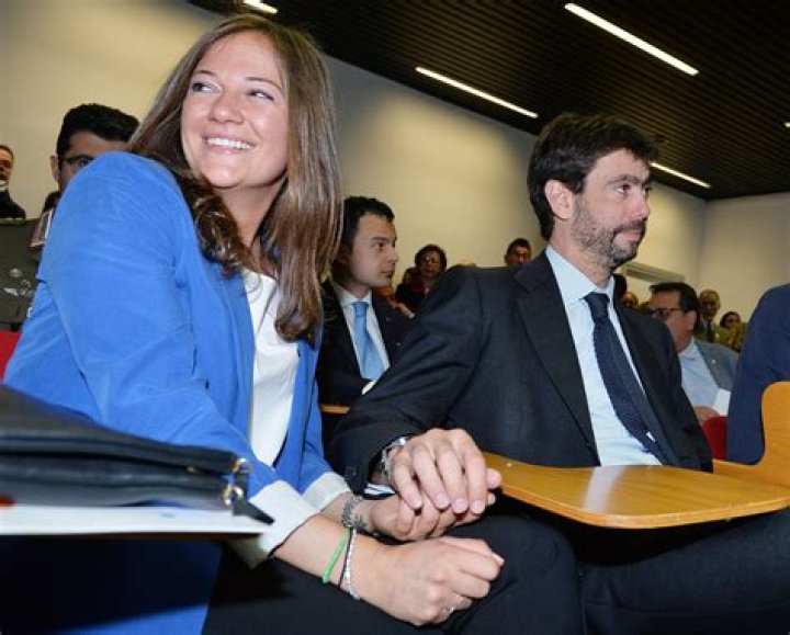 Deniz Akalin, chi &egrave; la futura moglie di Andrea Agnelli? L'ex marito &egrave;