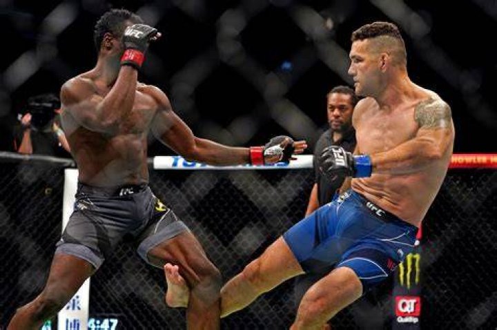 Despite his UFC 261 leg fracture, Chris Weidman hopeful on Octagon comeback
